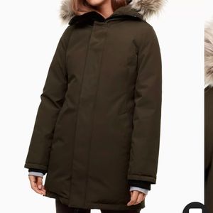 Aritzia TNA Haven Parka Olive Size M